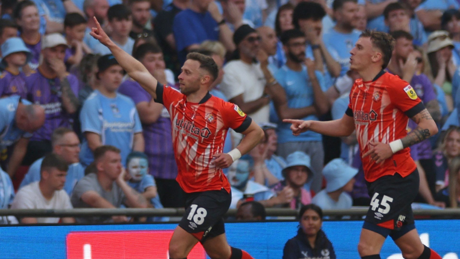 Jordan Clark Luton Coventry Championship play-off 2022-23