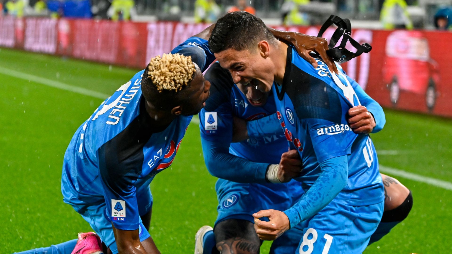 Napoli celebrating
