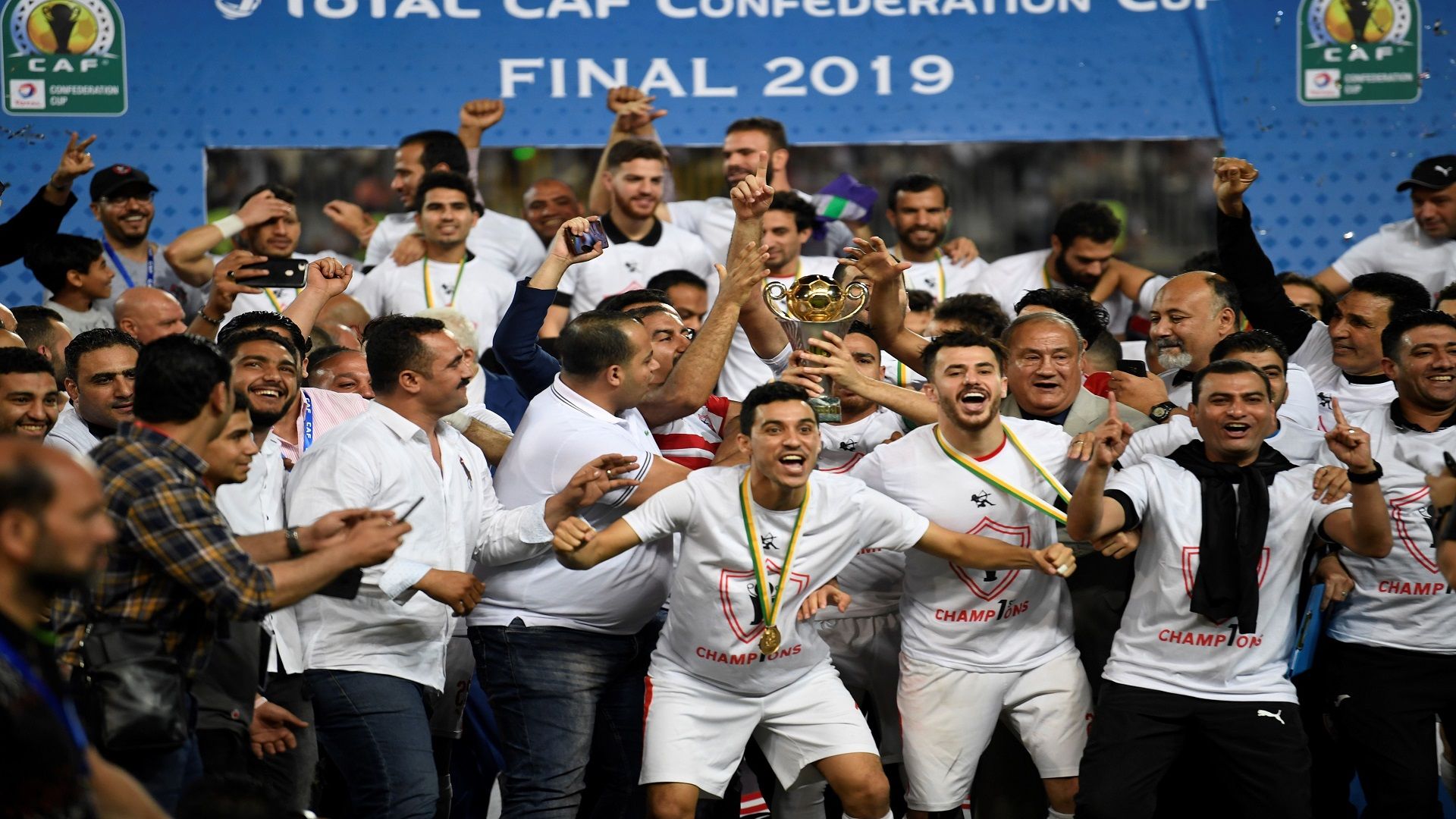 الزمالك بطل الكونفدرالية