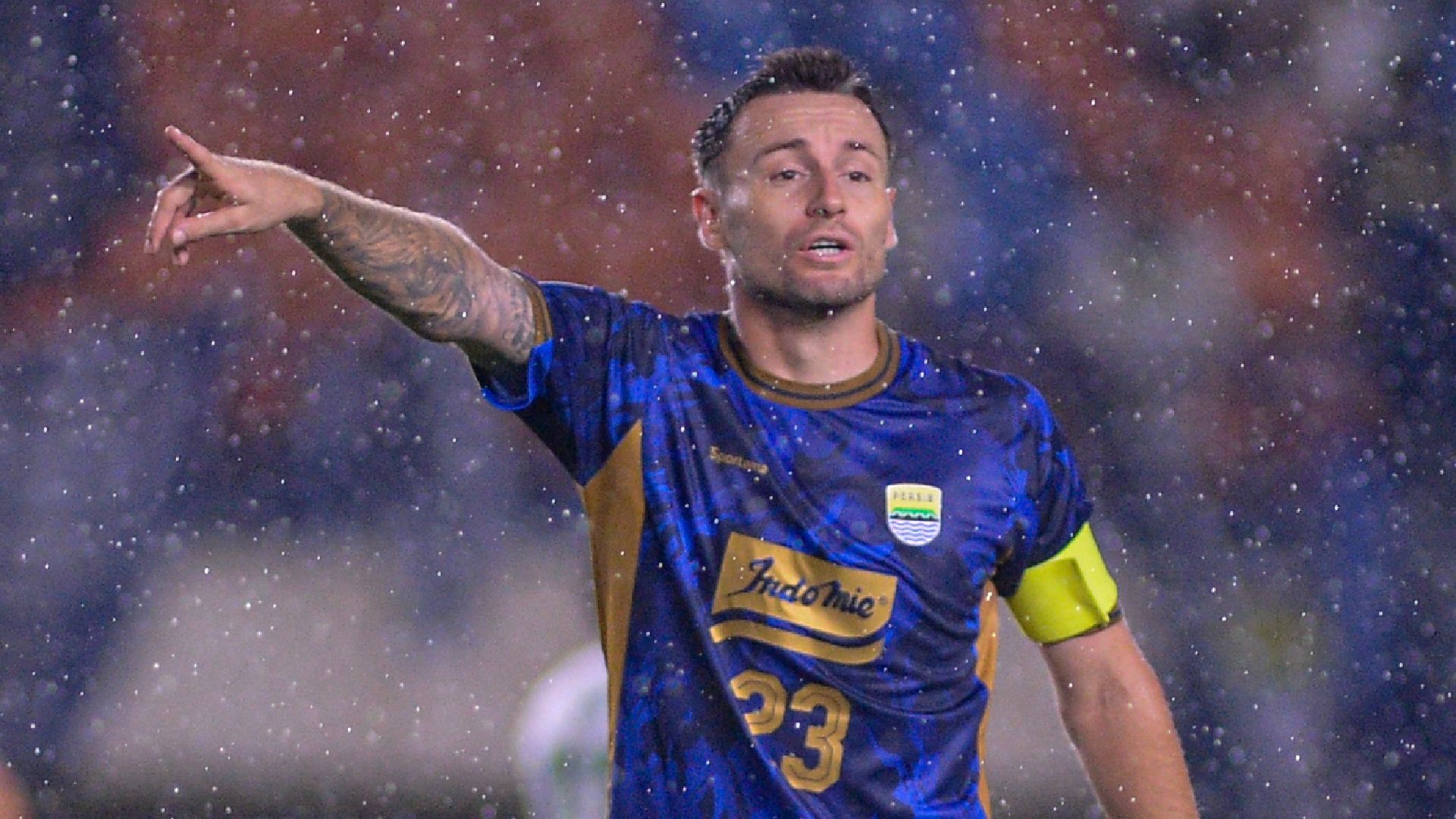 Marc Klok - Persib Bandung vs Zhejiang Professional AFC Champions League Two 2024/25
