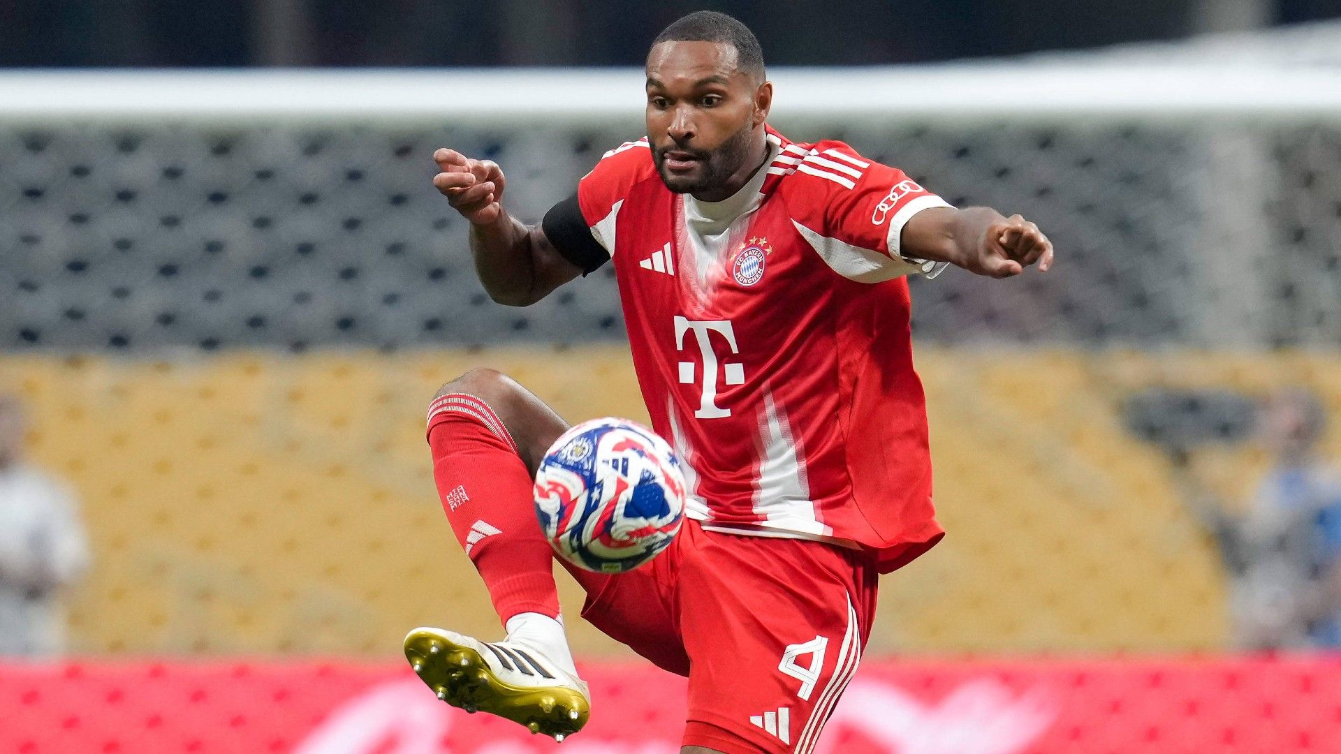 JONATHAN TAH BAYERN MÜNCHEN 