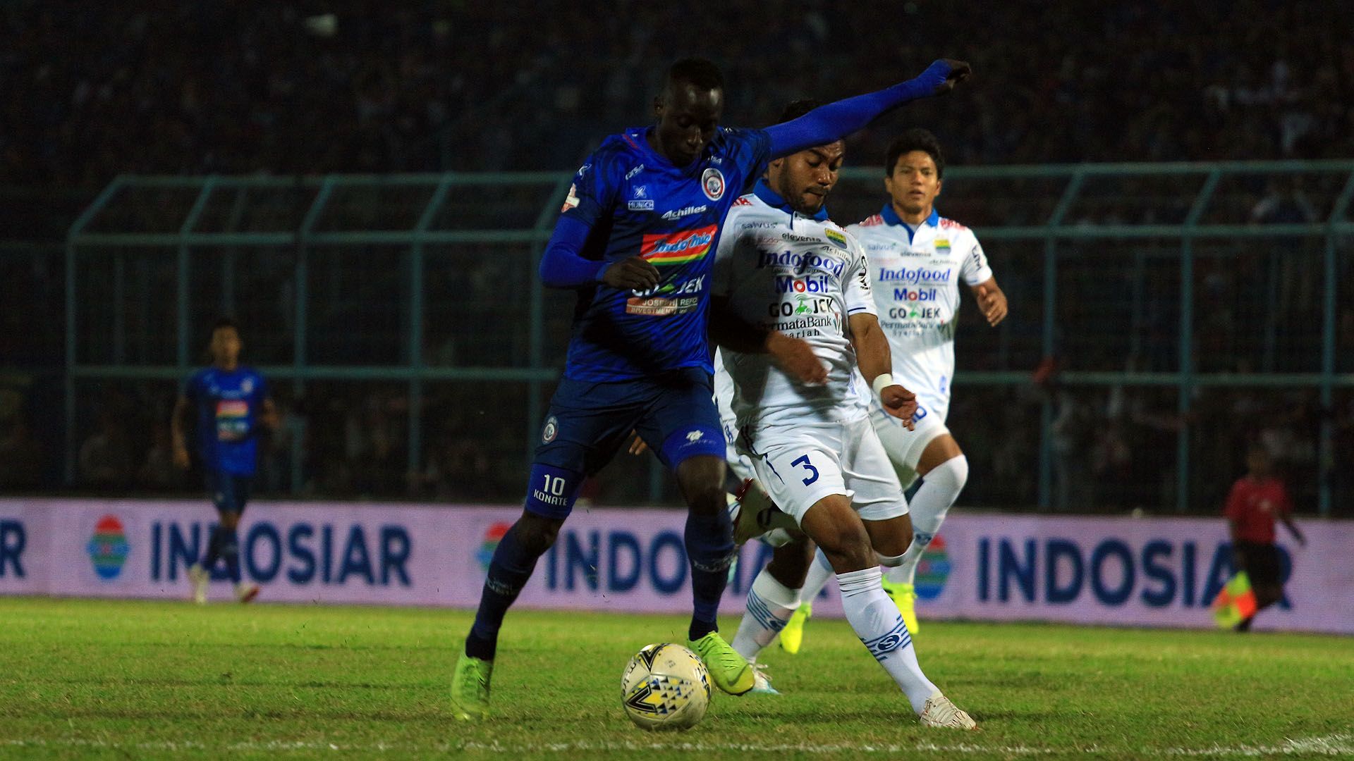 Makan Konate - Arema FC & Ardi Idrus - Persib
