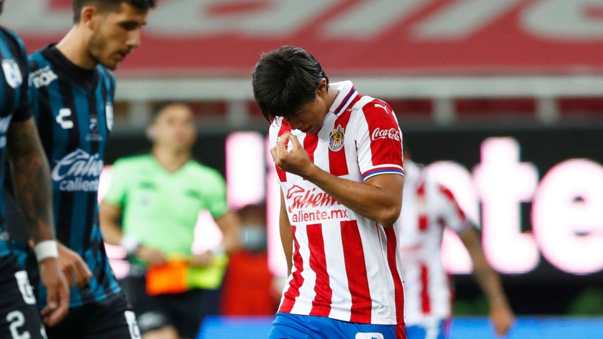 José Juan Macías Chivas Querétaro Guardianes 2020