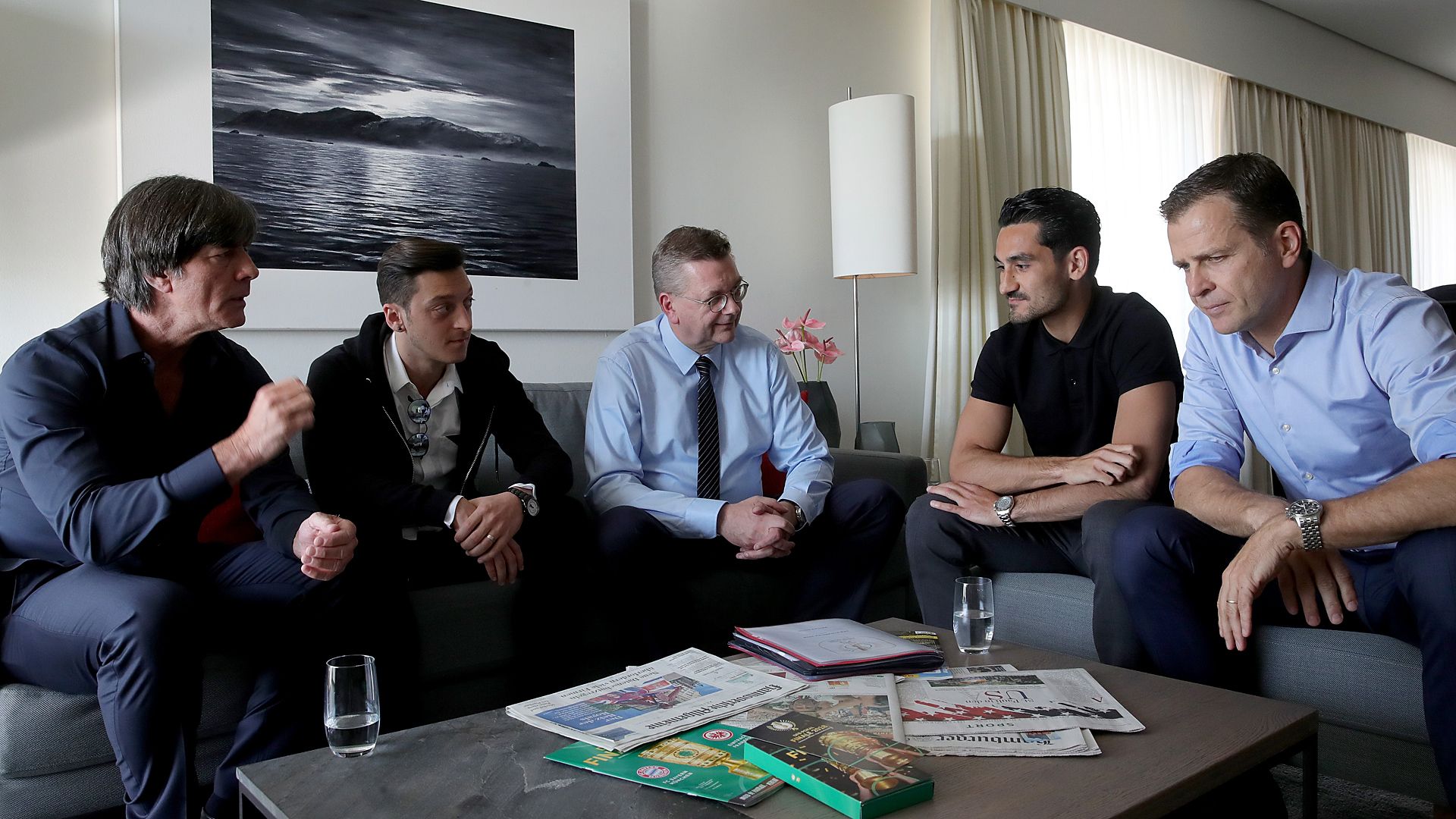 Joachim Löw Reinhard Grindel  Mesut Özil Ilkay Gündogan