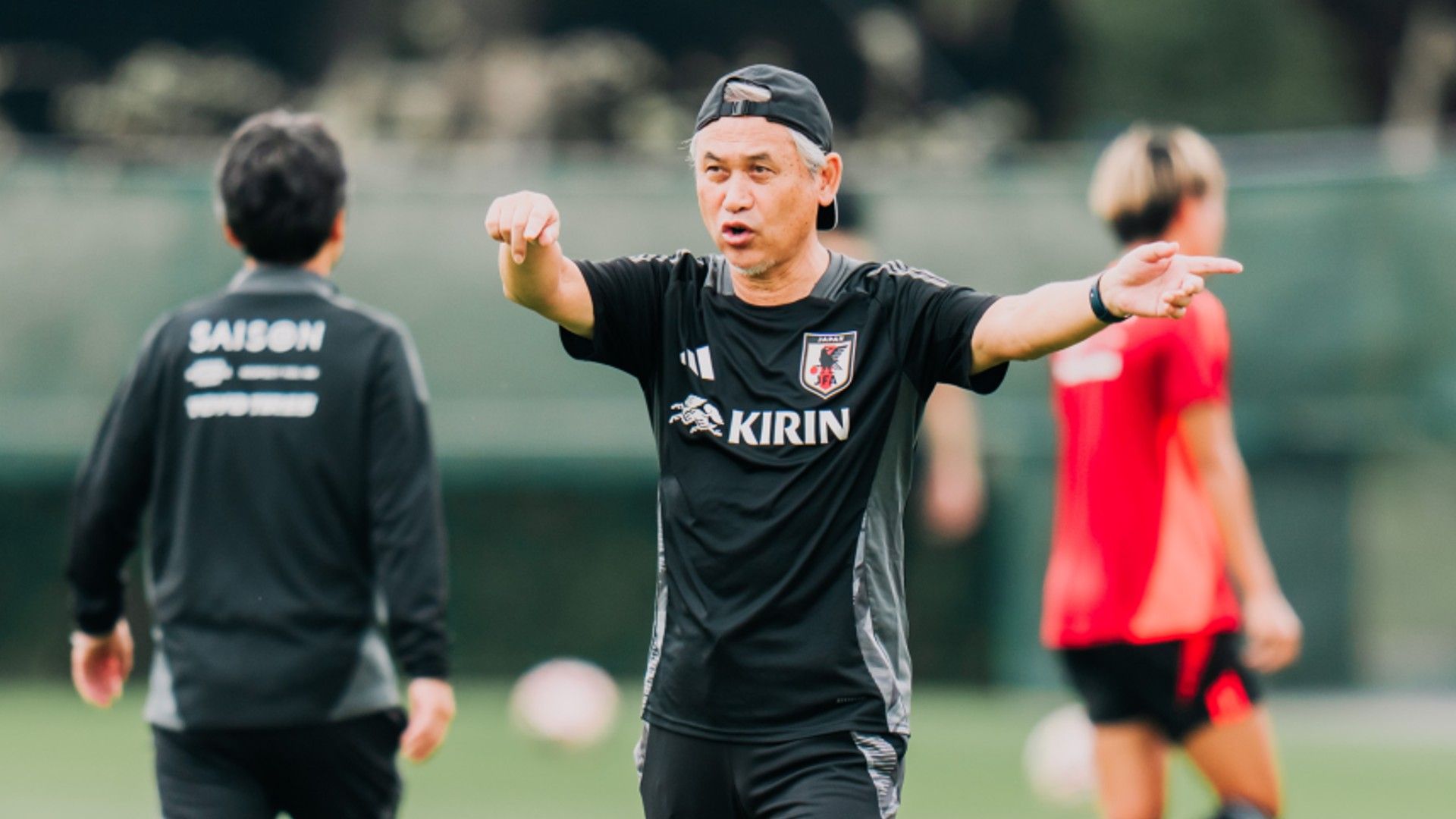 20241023-women-japan-nadeshiko-coach-sasaki