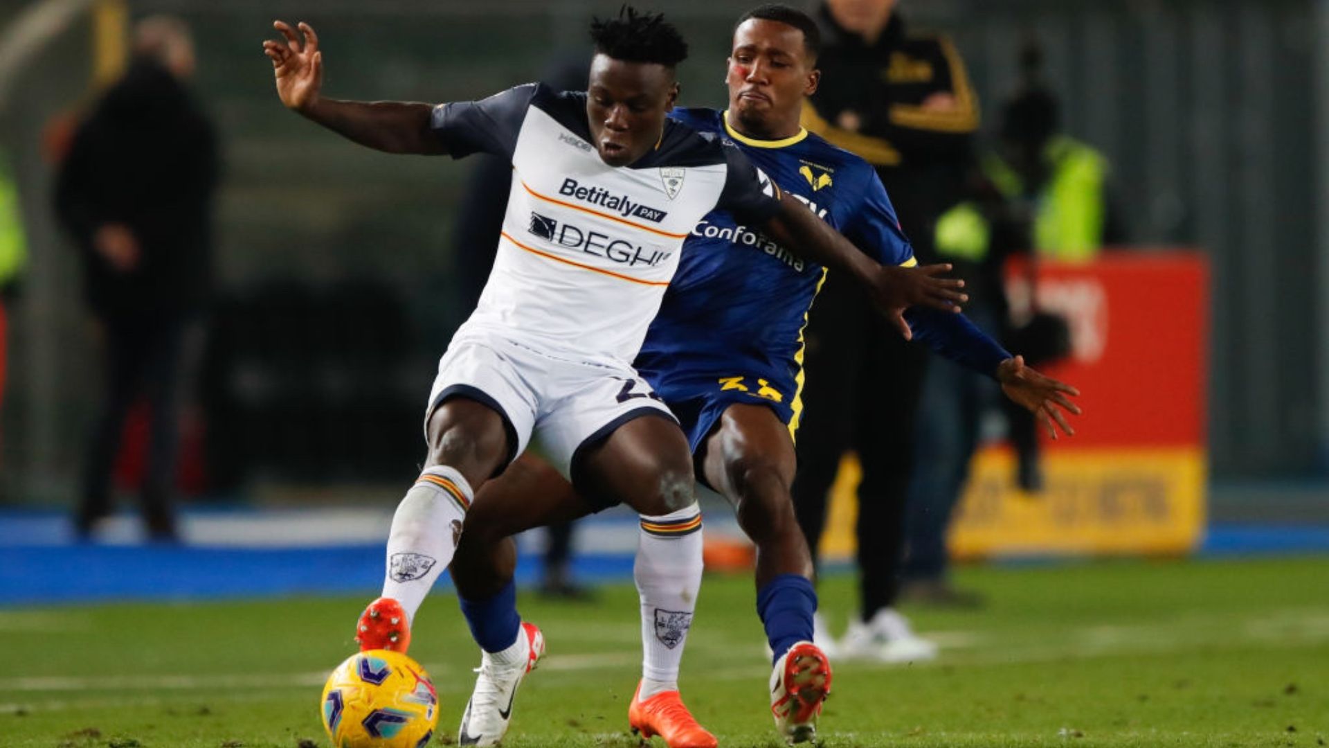 Banda Tchatchoua Lecce Serie A 2023 2024