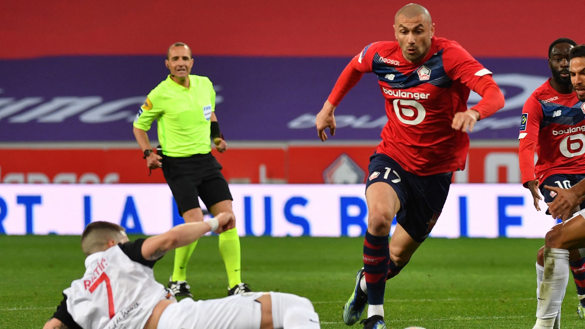 Burak Yilmaz Lyon Lille 04252021