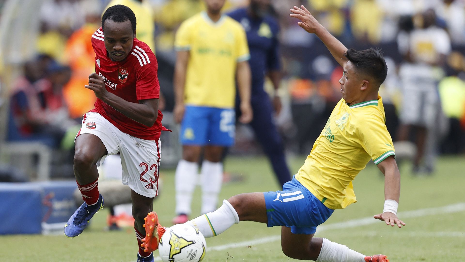 Percy Tau of Al Ahly, Marcelo Allende of Sundowns
