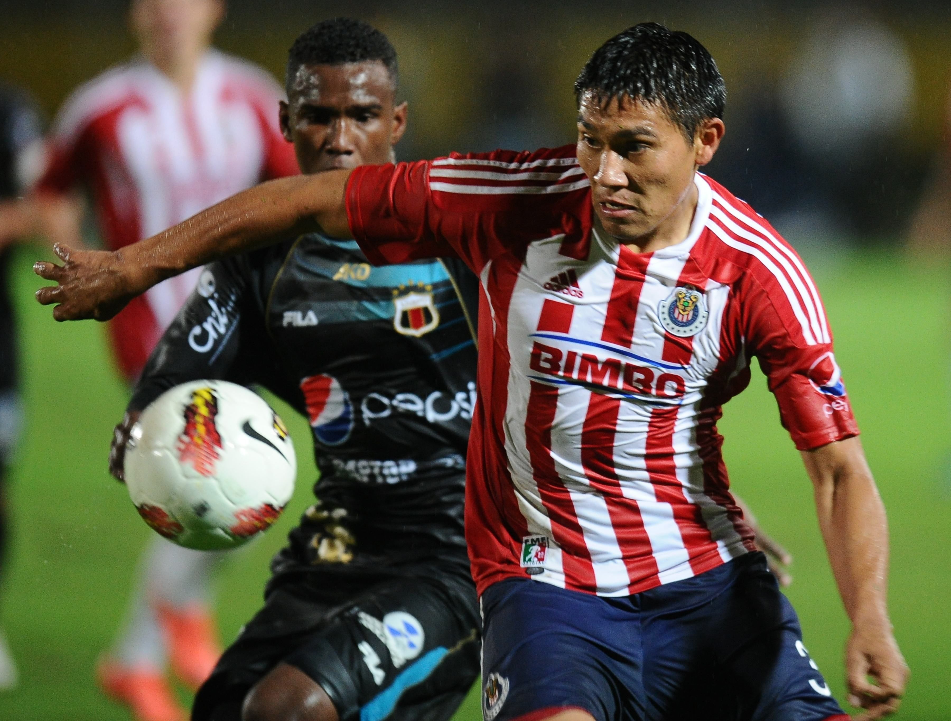 Dionicio Escalante Chivas 311017