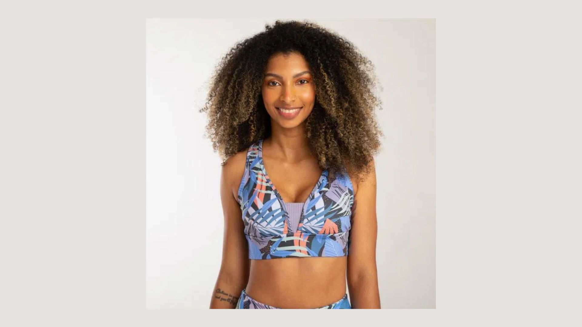 Top feminino de Academia 500