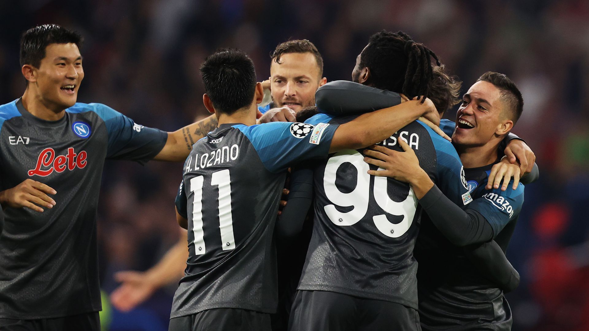 Napoli players celebrating Ajax Napoli Champions League
