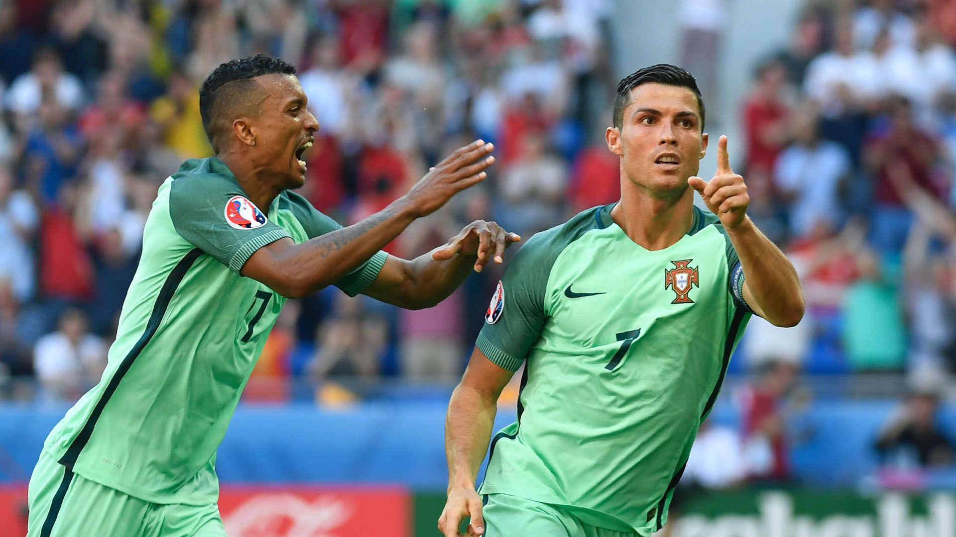 Cristiano Ronaldo Nani Portugal Hungary