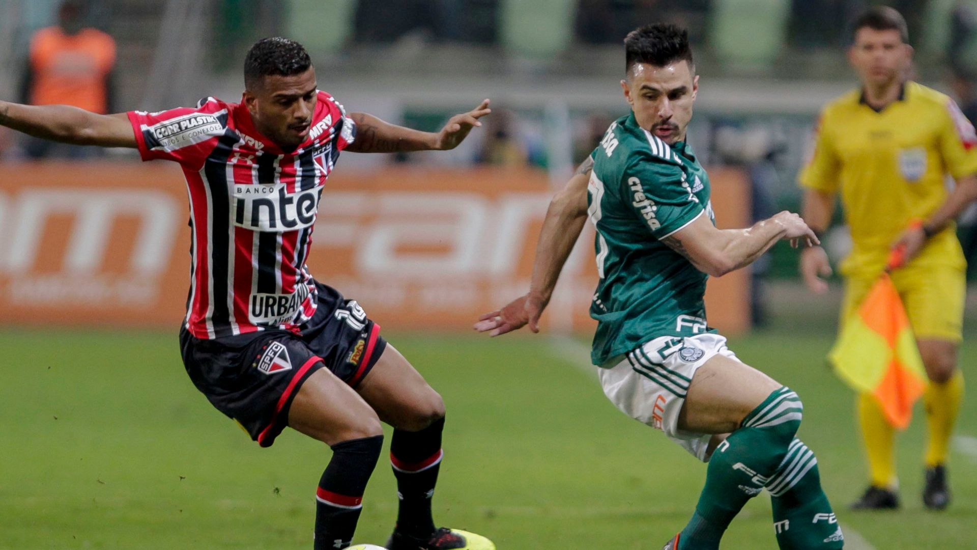 Willian Bigode Reinaldo Palmeiras Sao Paulo Brasileirao Serie A 02062018