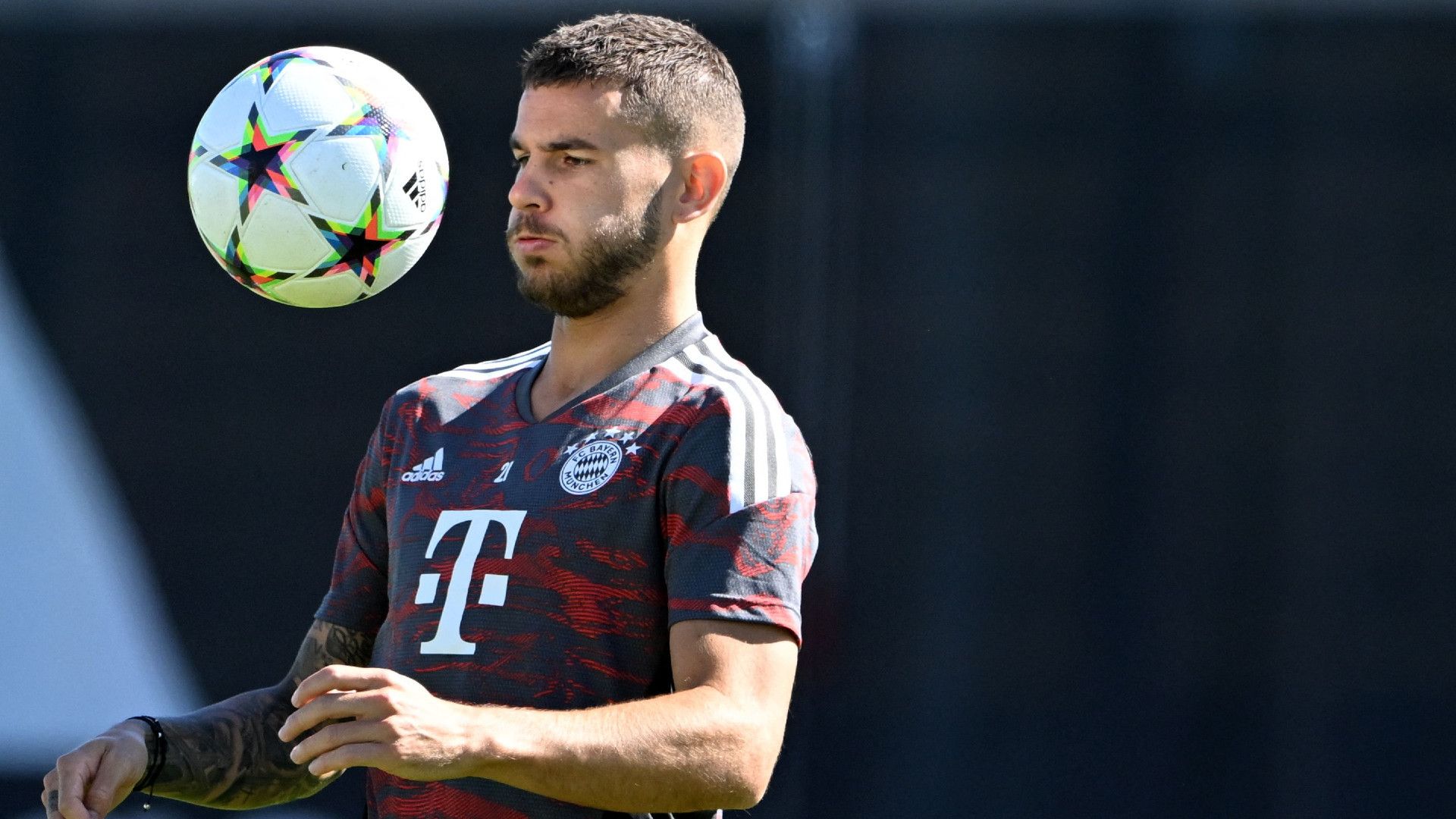 LUCAS HERNANDEZ BAYERN MÜNCHEN