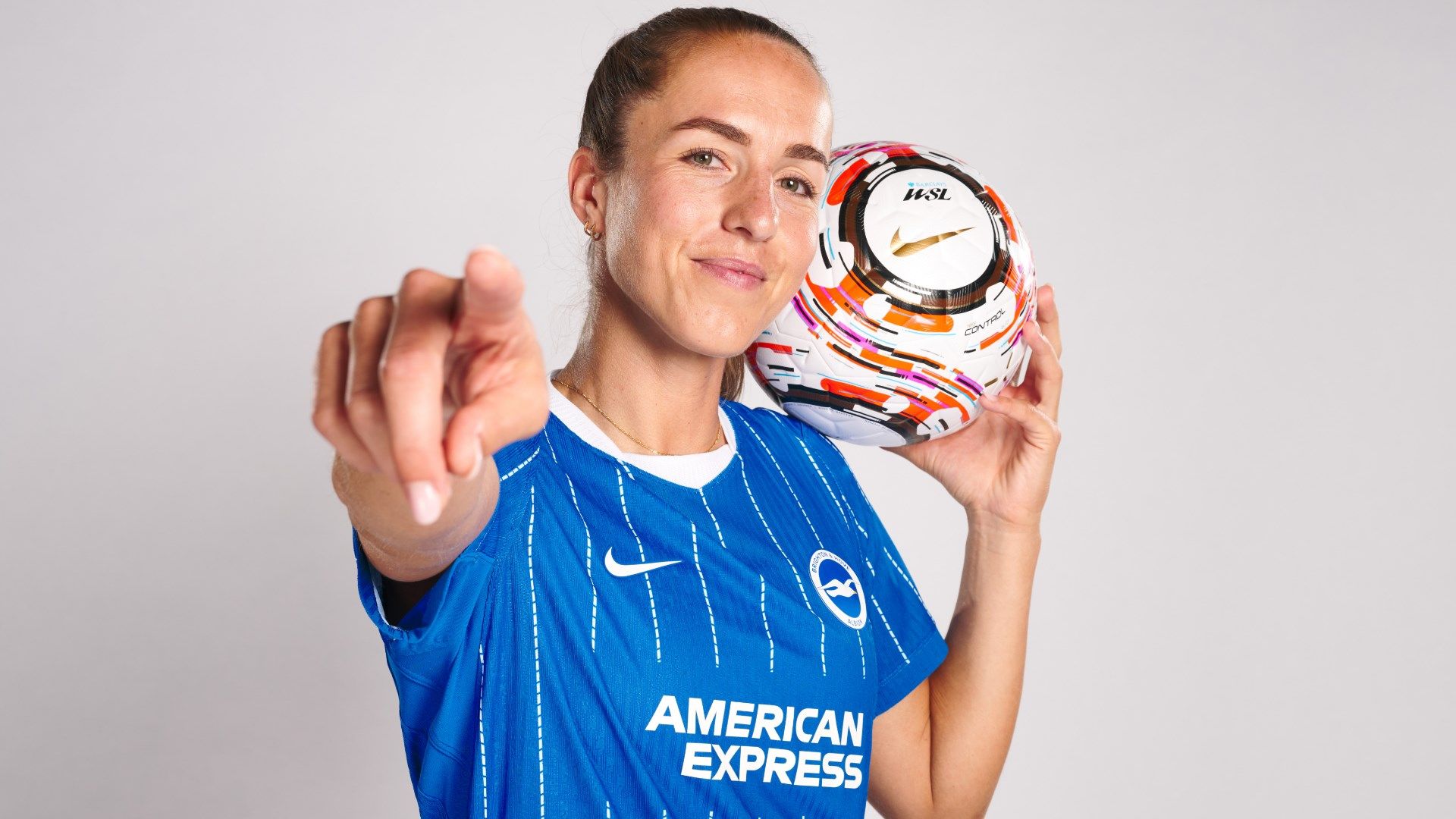 Lia Walti Brighton Women 2026-27