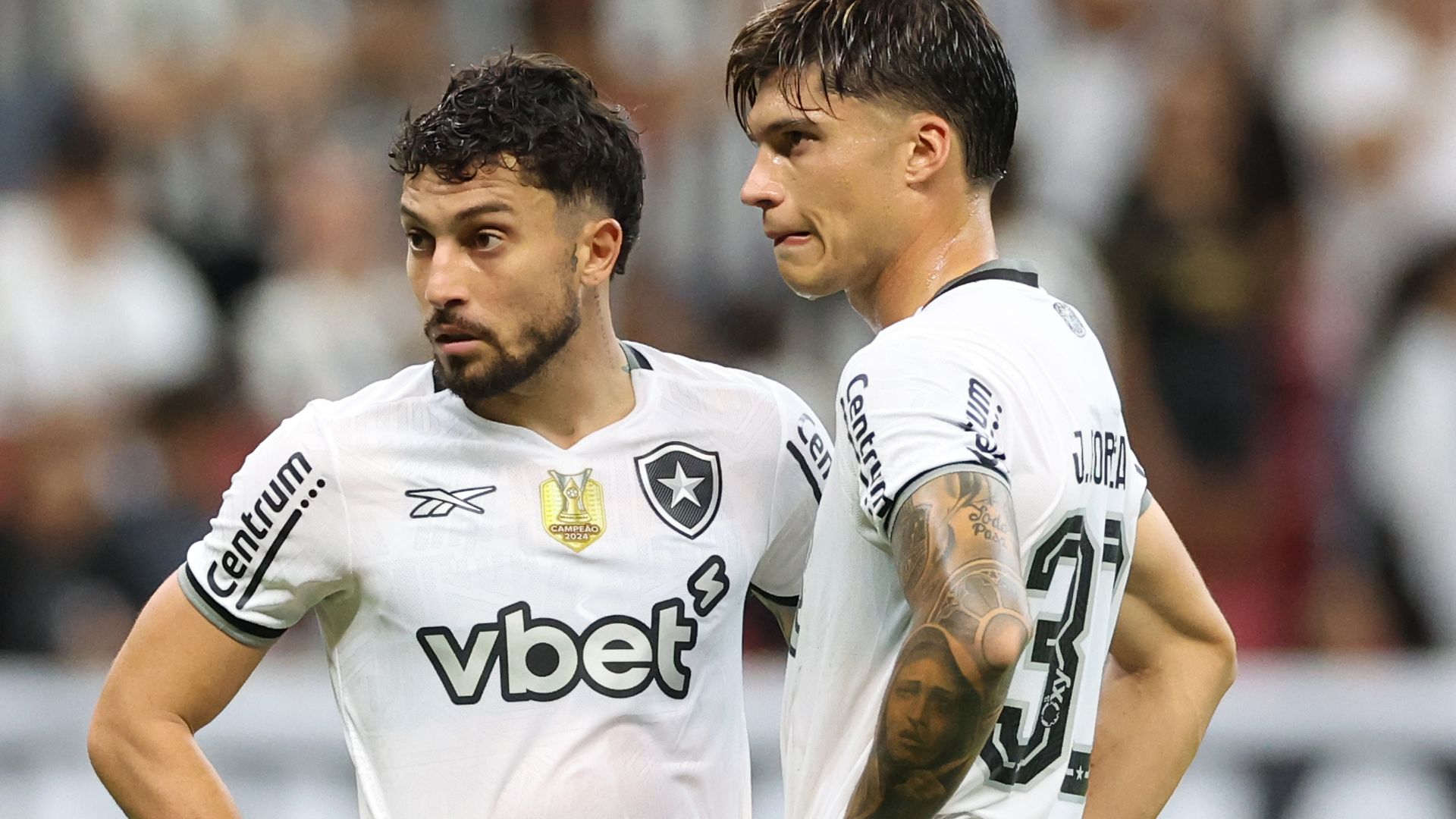 Alex Telles Tuco Correa Botafogo 2025