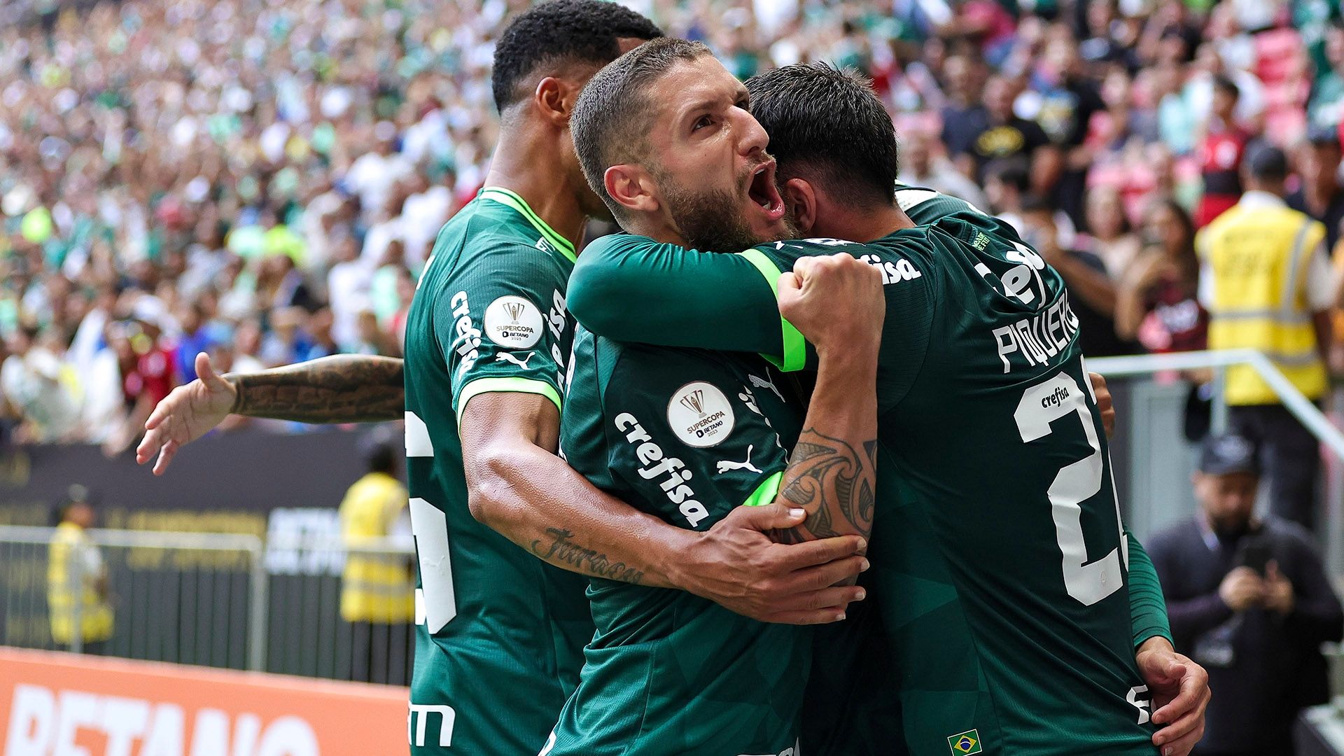 Jogadores do Palmeiras comemoram em Palmeiras x Flamengo pela Supercopa do Brasil 2023