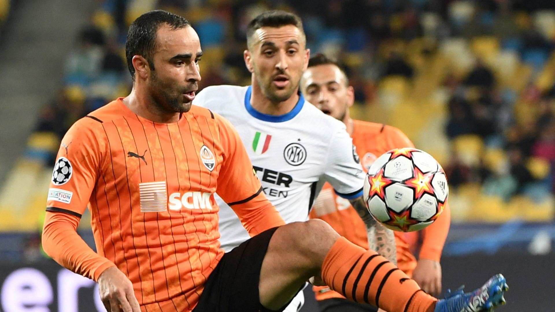 Matías Vecino Shakhtar Donetsk Inter