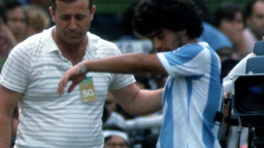 Maradona 1982 Argentina Brasil 24 10 2016