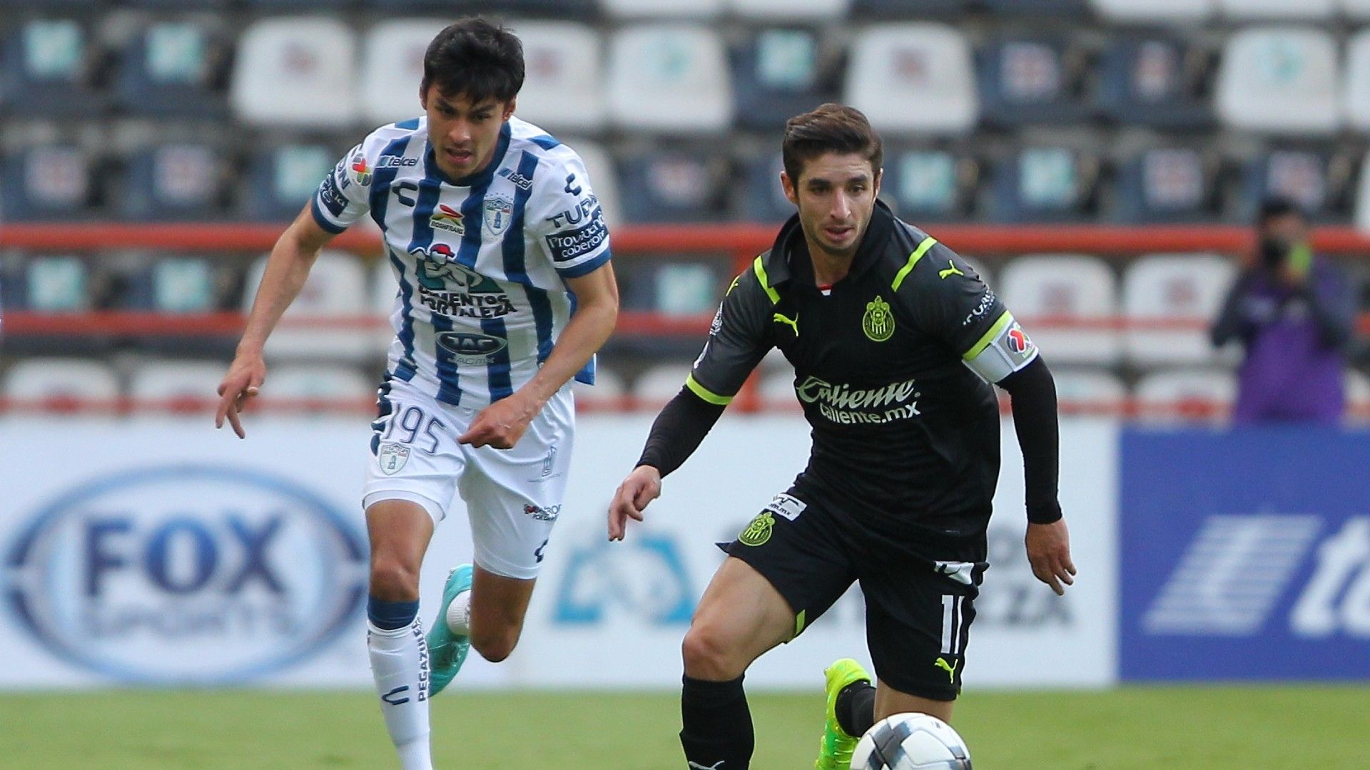 Daniel Aceves Isaac Brizuela Pachuca Chivas Clausura 2022