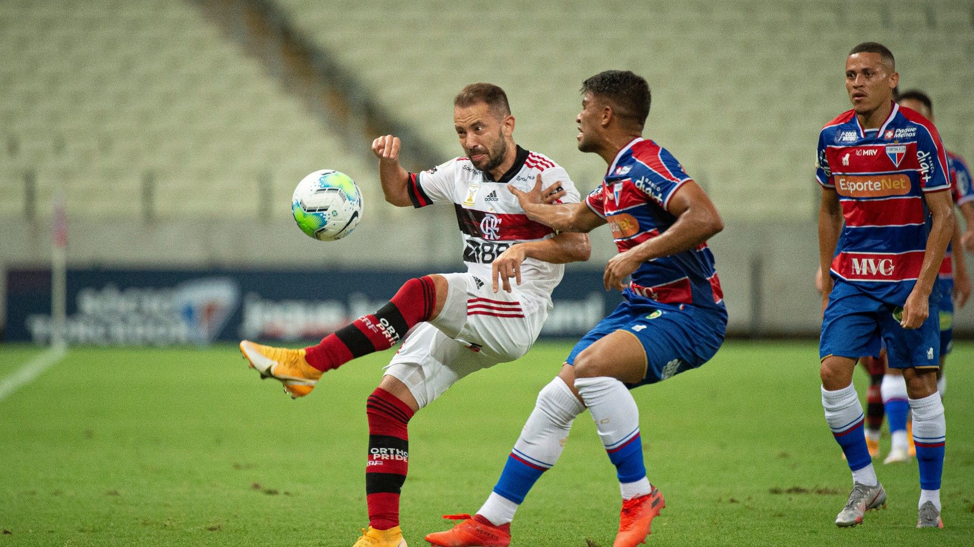Everton Ribeiro Fortaleza Flamengo Brasileirão 26122020