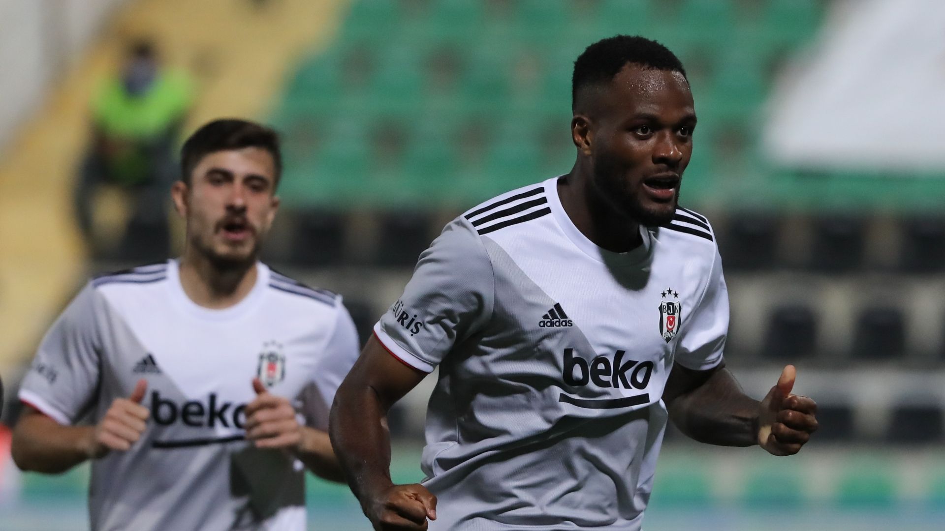 Cyle Larin Besiktas