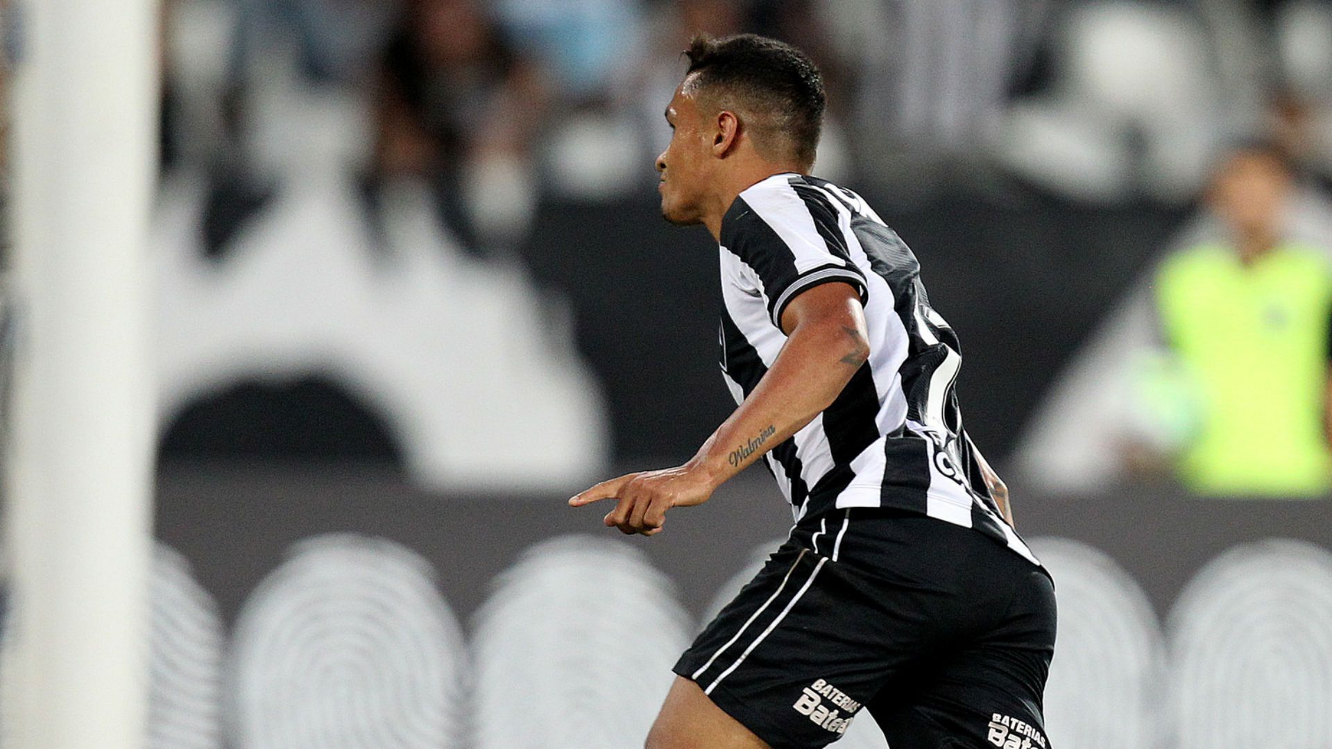 Erik Botafogo 21 11 2018