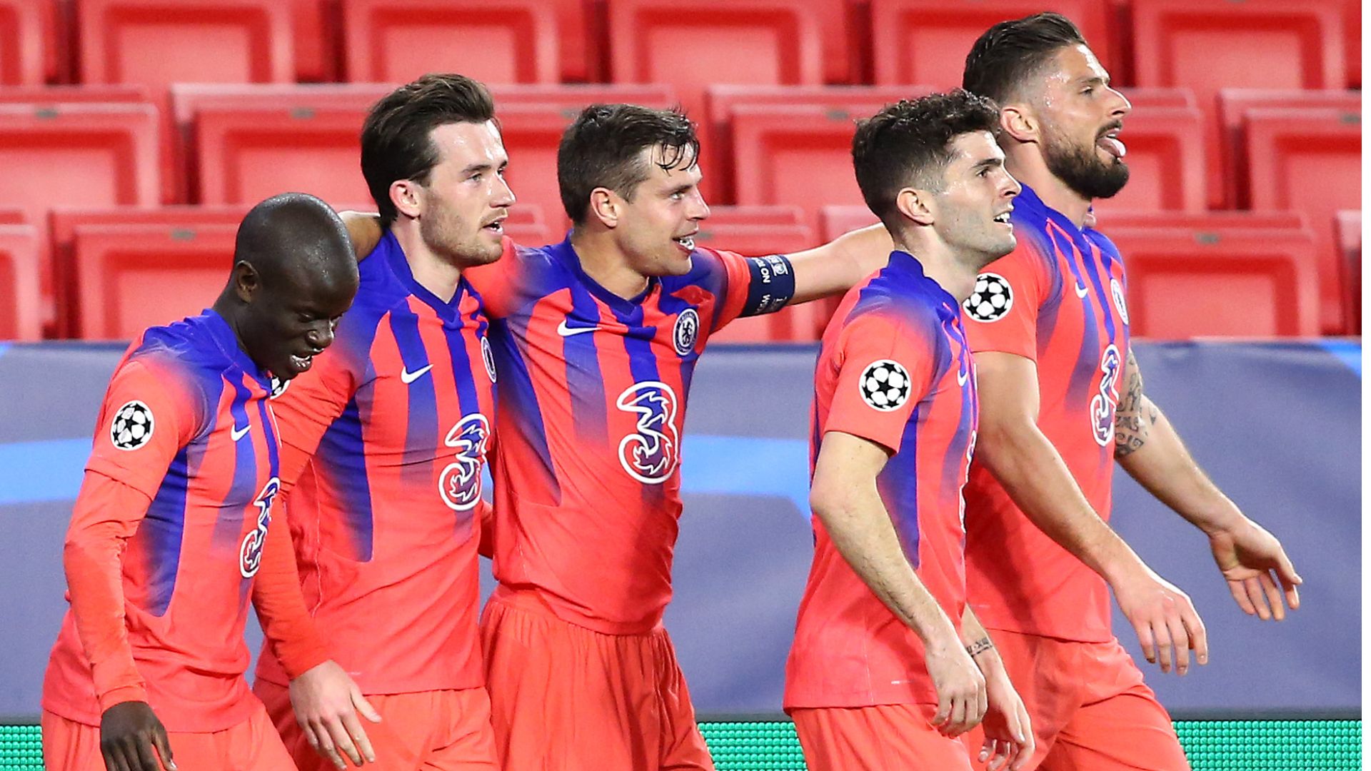 Chelsea Porto celebrate 2020-21