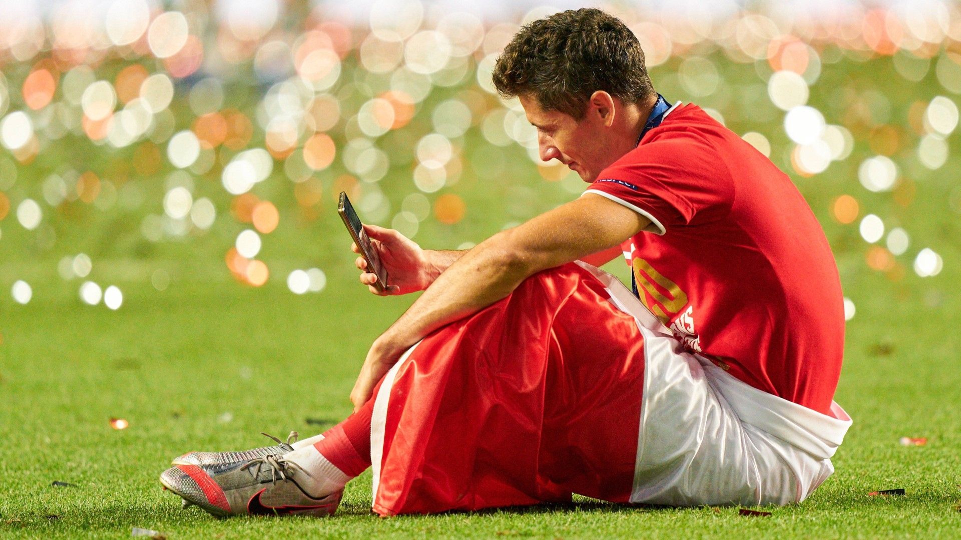 ONLY GERMANY Robert Lewandowski FC Bayern 2020