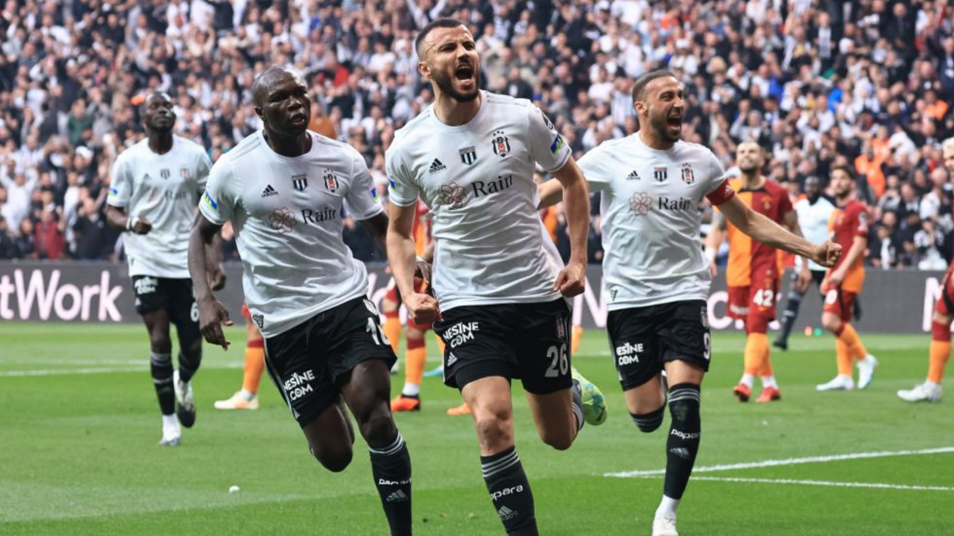 Romain Saiss, Beşiktaş-Galatasaray