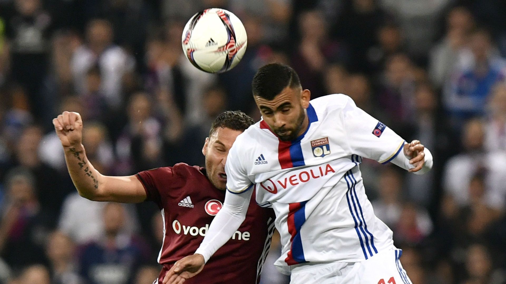 Rachid Ghezzal Dusko Tosic Lyon Besiktas UEFA Europa League 13042017