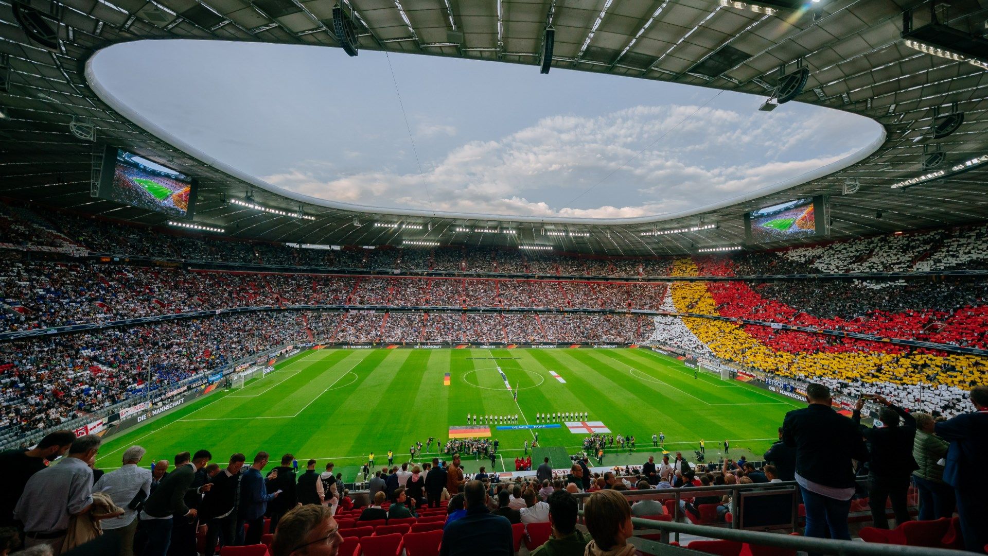 Onde assistir a Dinamarca x Sérvia ao vivo, na internet e na TV, escalação, horário e mais da Eurocopa 2024-Vitória dos dados