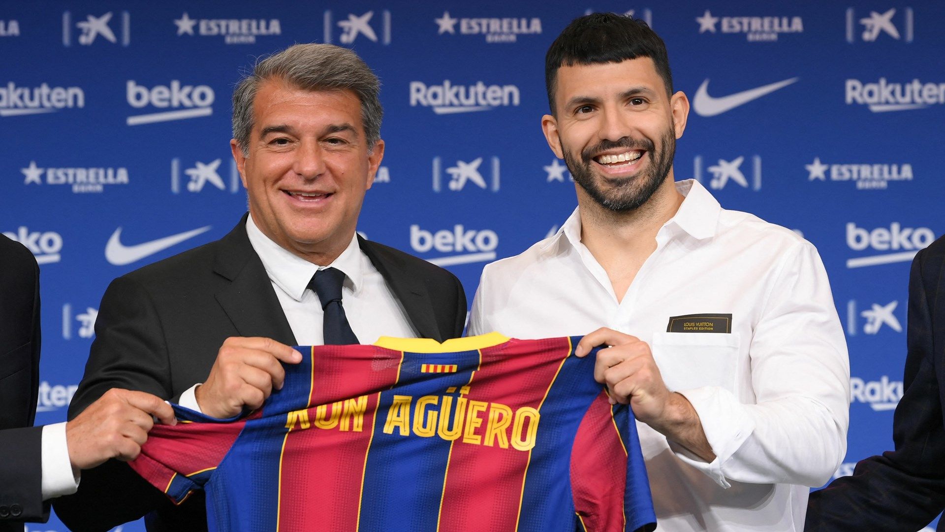 Sergio Aguero, Joan Laporta