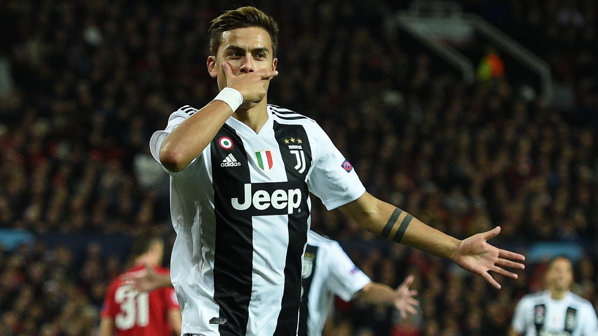 Paulo Dybala Manchester United Juventus UCL 24102018