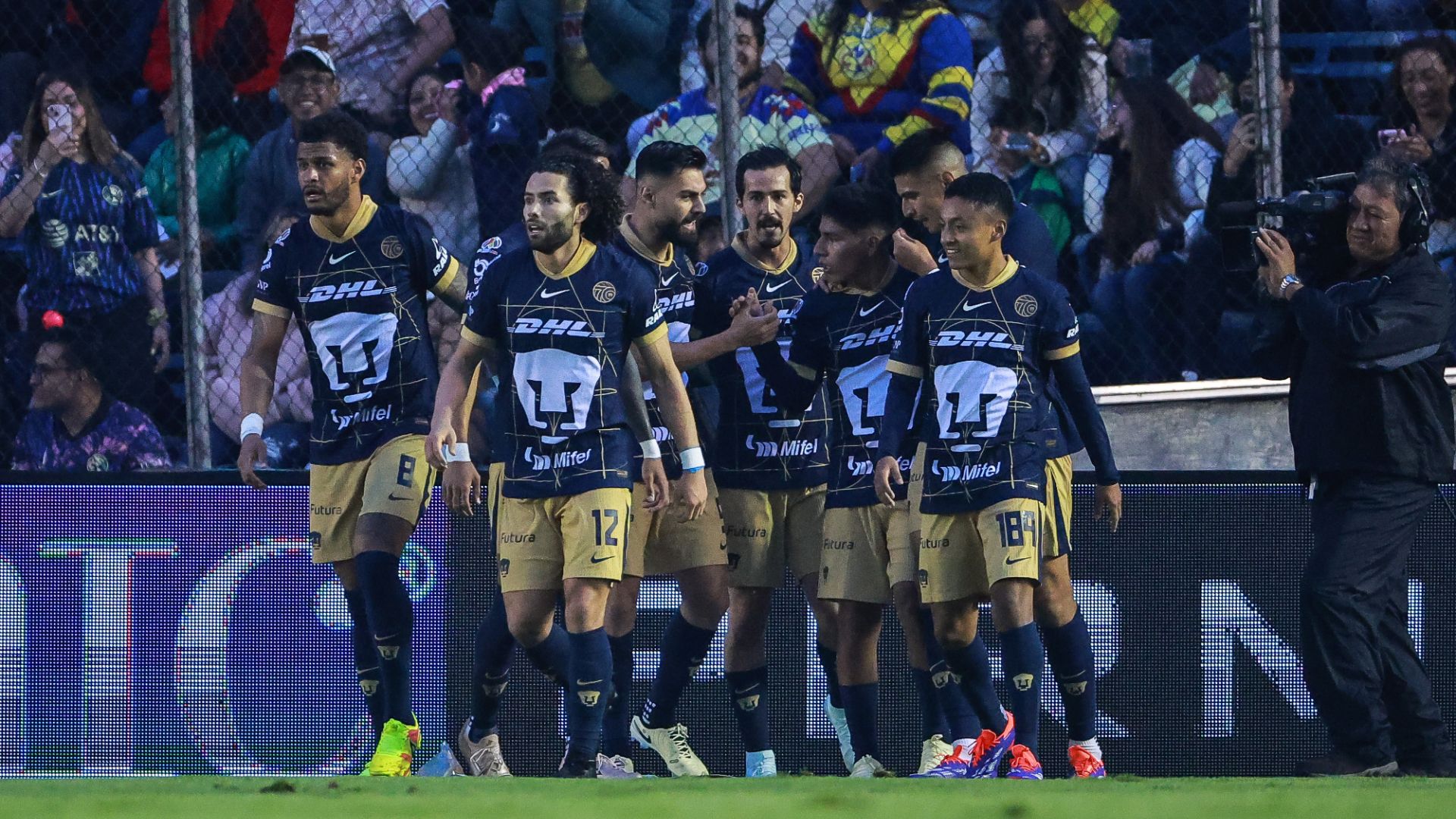 Pumas UNAM celebración Apertura 2024 Liga MX