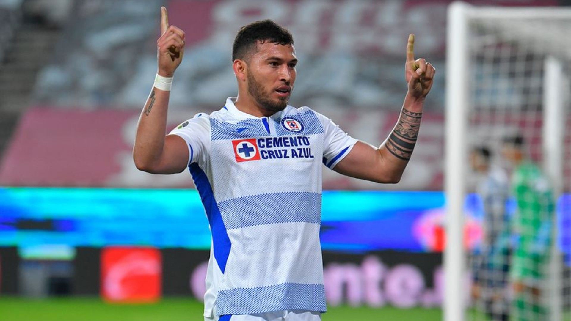 Juan Escobar Cruz Azul Apertura 2021