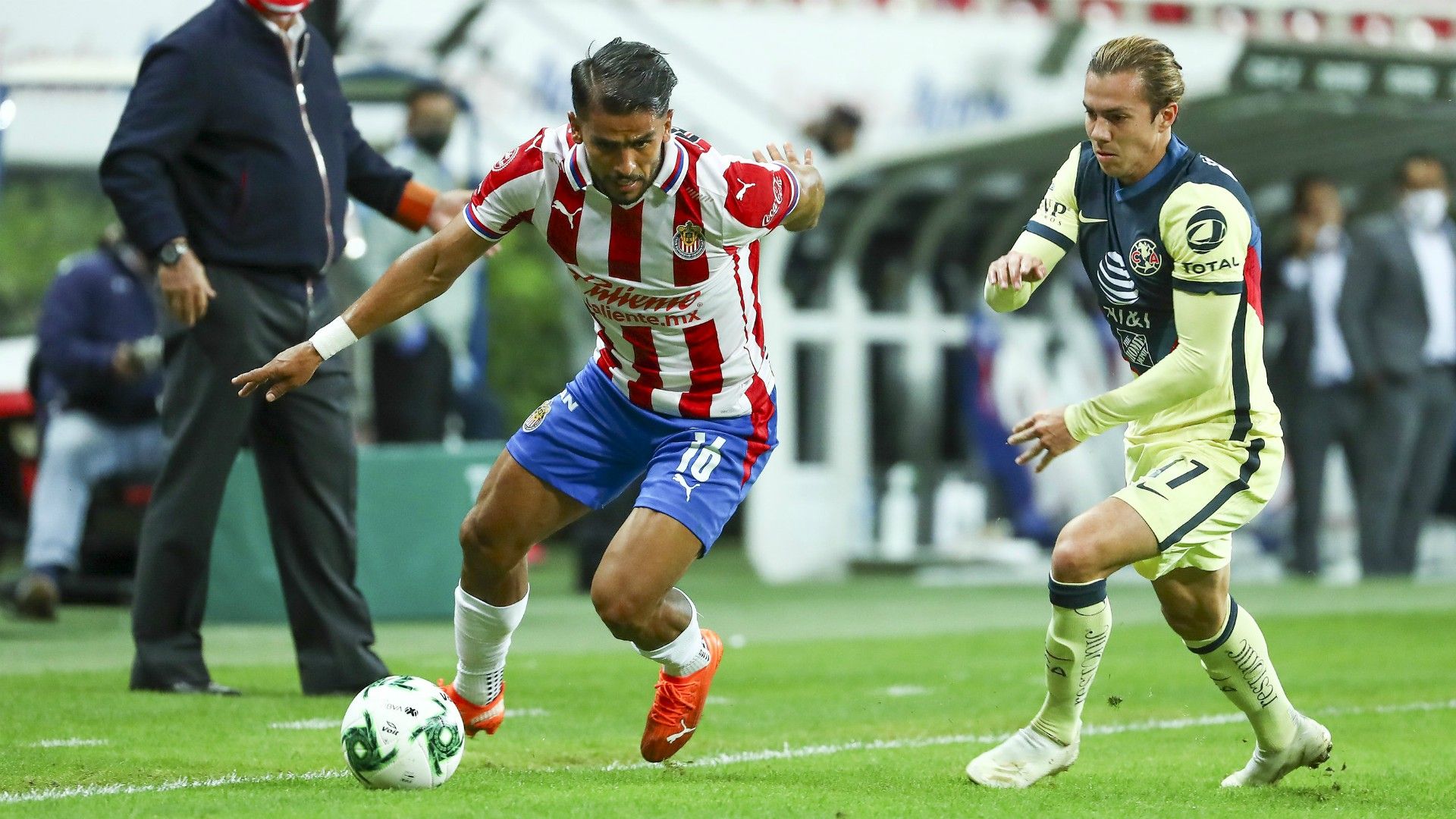 Sebastián Córdova Miguel Ponce Chivas vs América