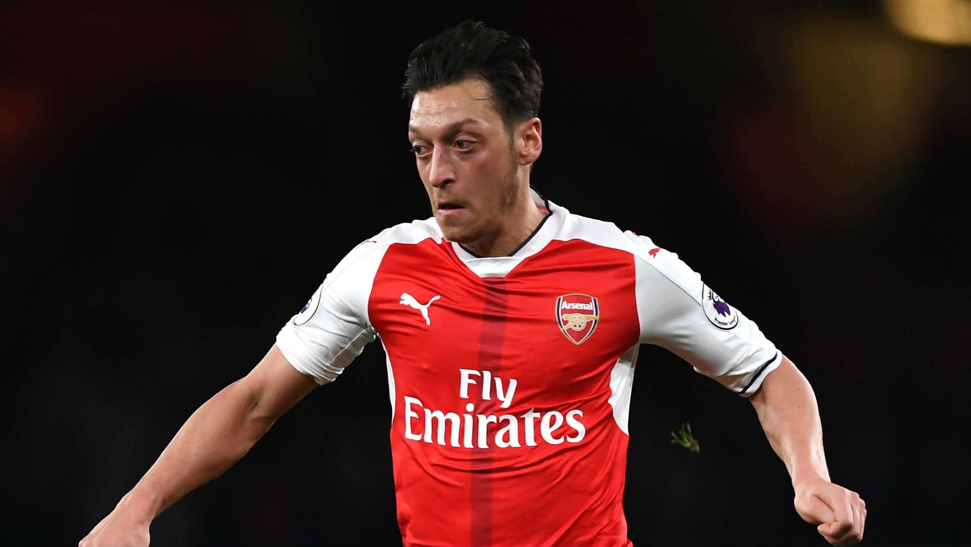 2017-04-17-arsenal-ozil