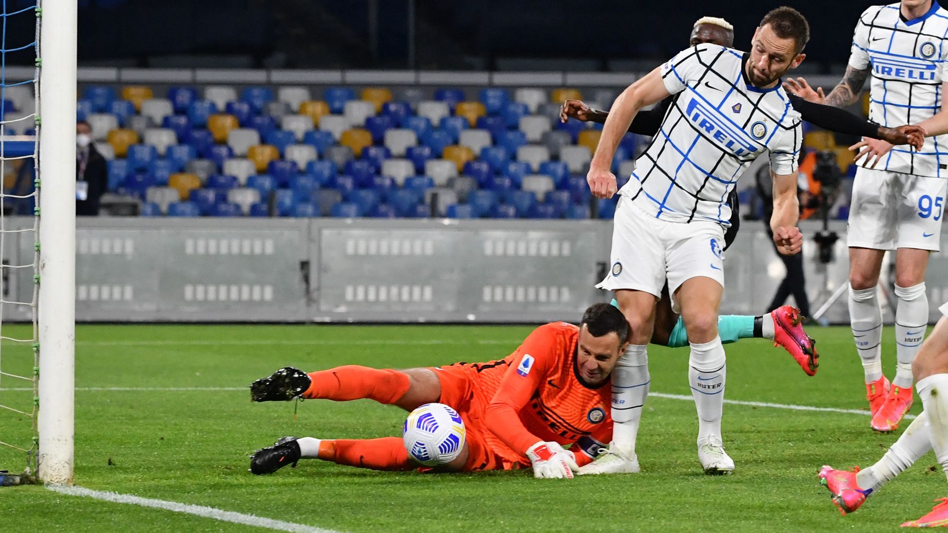 Handanovic de Vrij Inter 18-04-2021