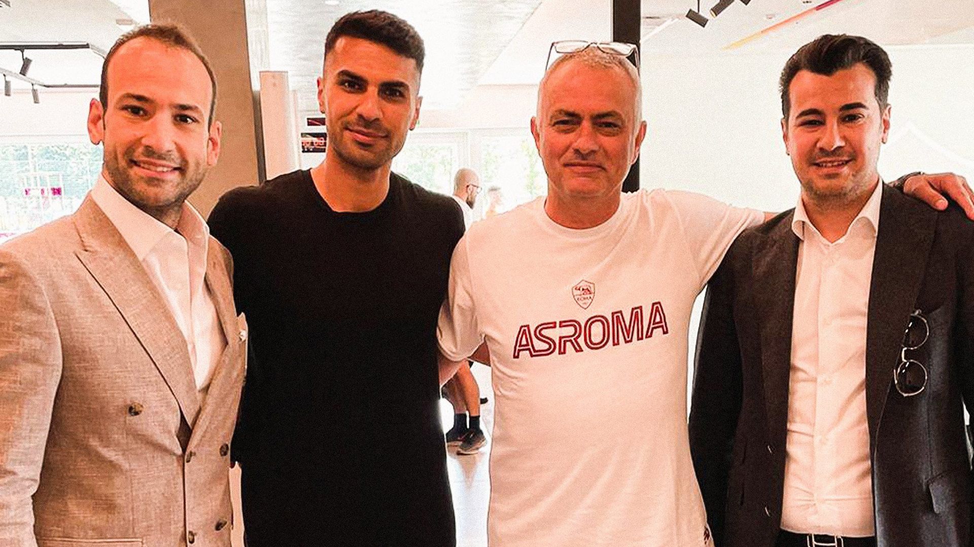 Jose Mourinho Zeki Celik AS Roma 2022