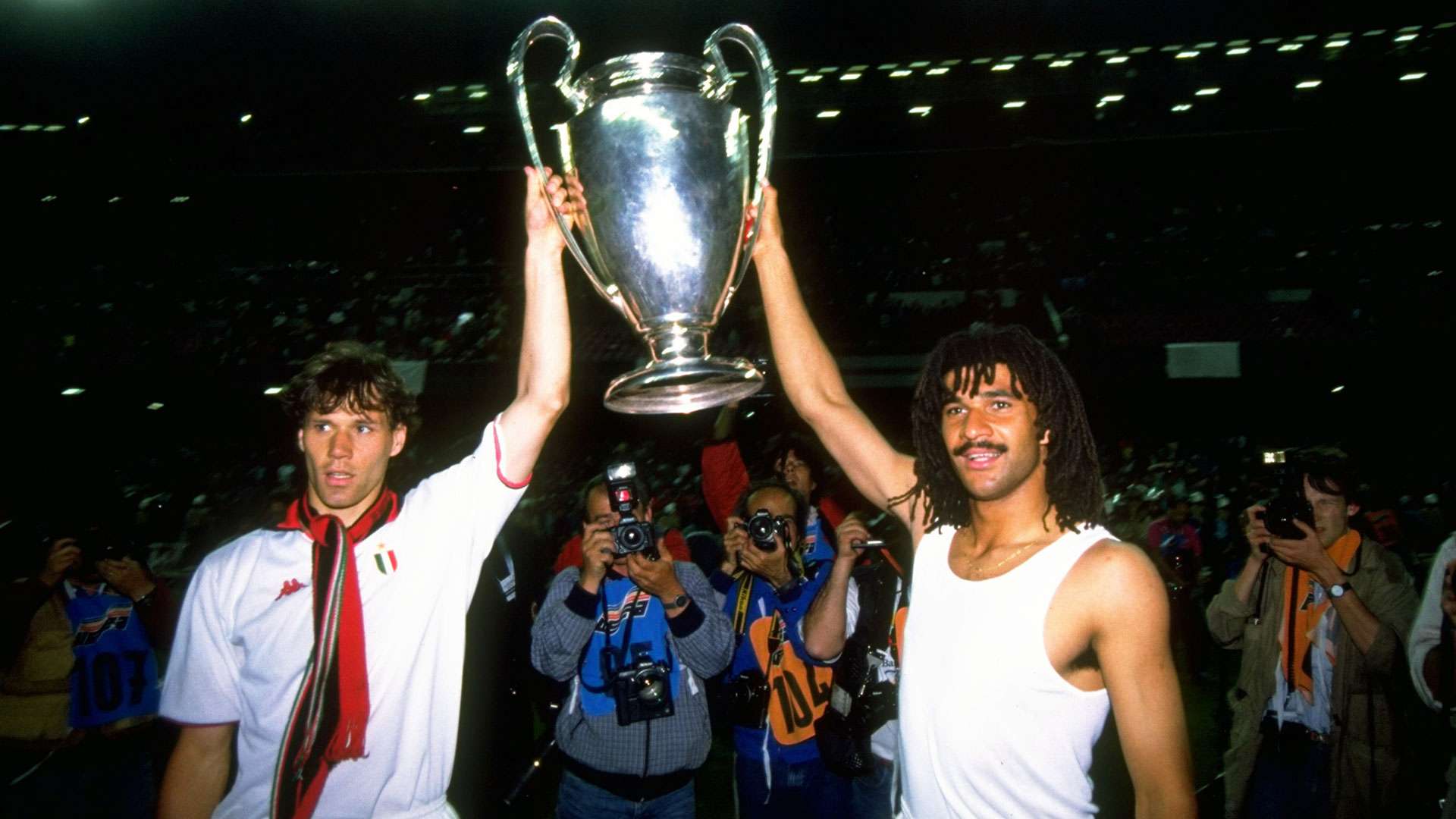 Marco van Basten Ruud Gullit AC Milan European Cup 1989