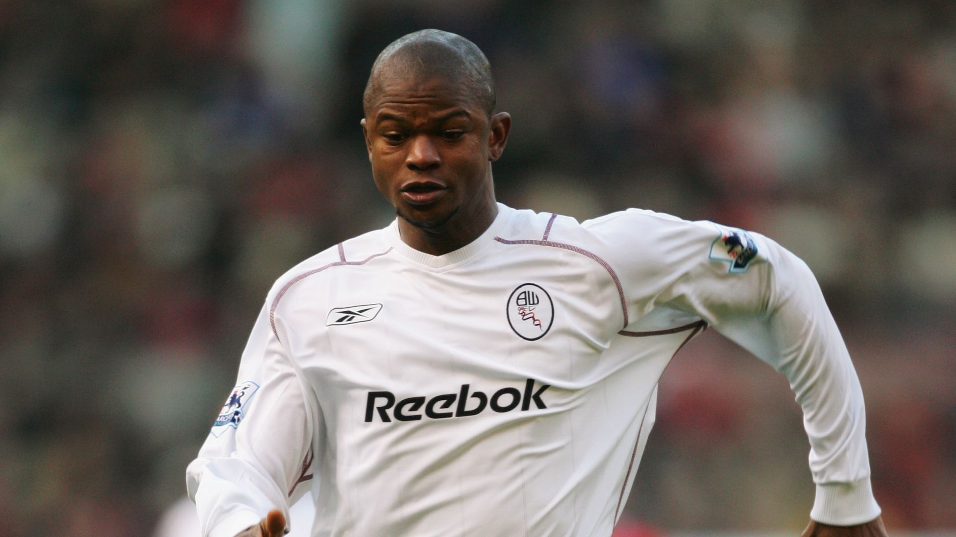 Julio Cesar Correa 2004 Bolton