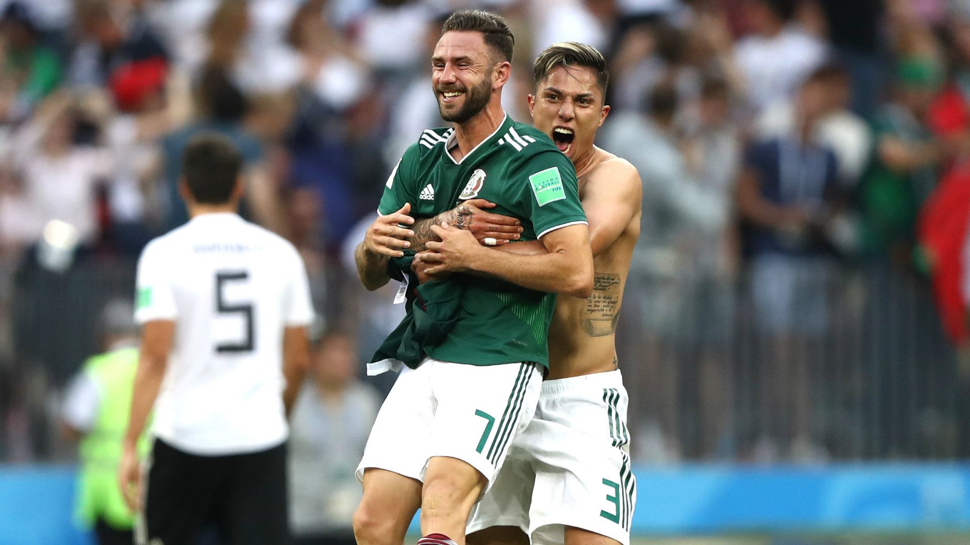 Miguel Layún Carlos Salcedo Selección mexicana 010219