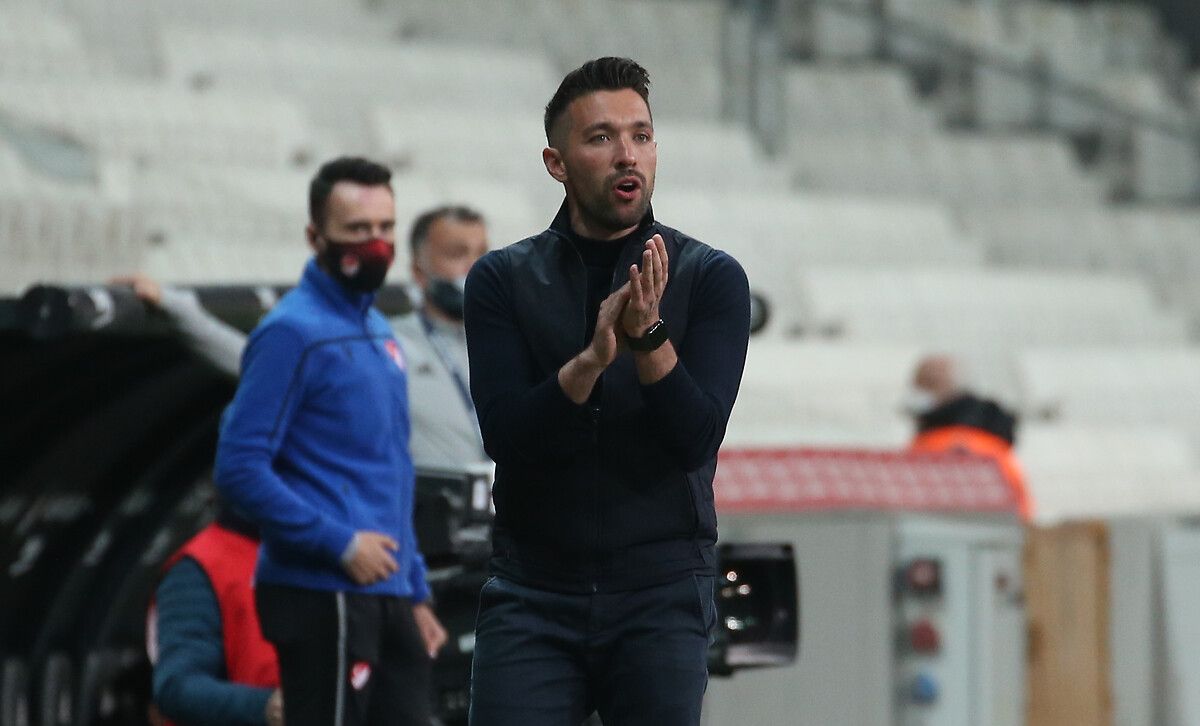 Francesco Farioli Karagumruk Coach vs. Besiktas 05/11/21