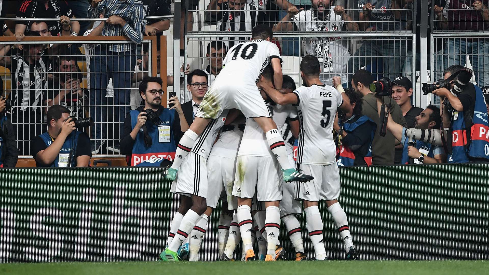 Besiktas Champions League 26092017