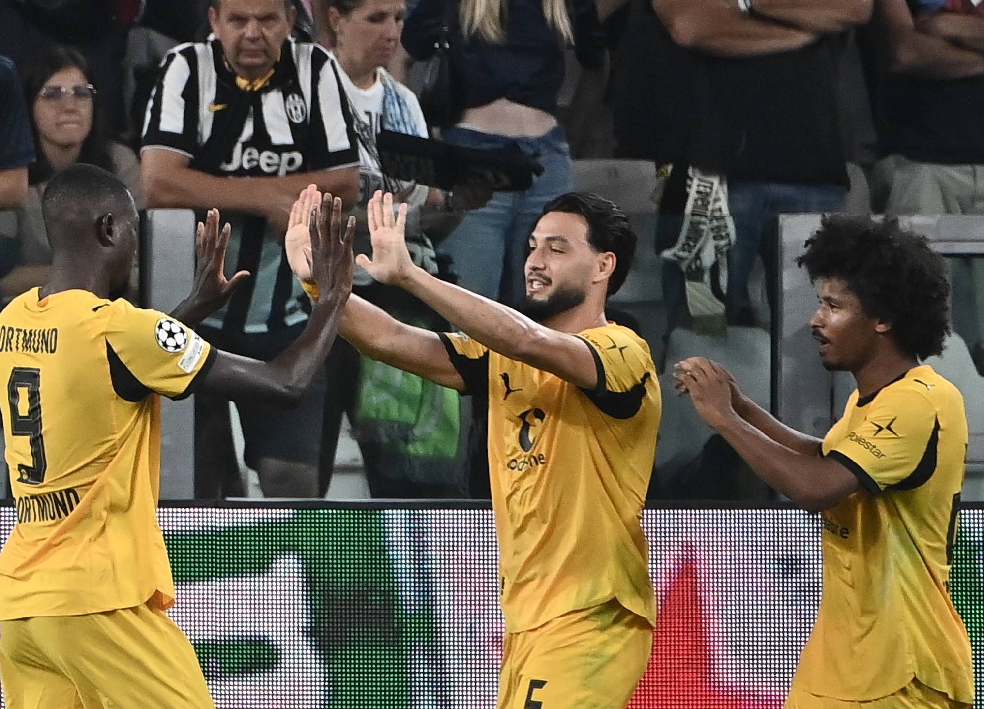 Guirassy Trikotfehler