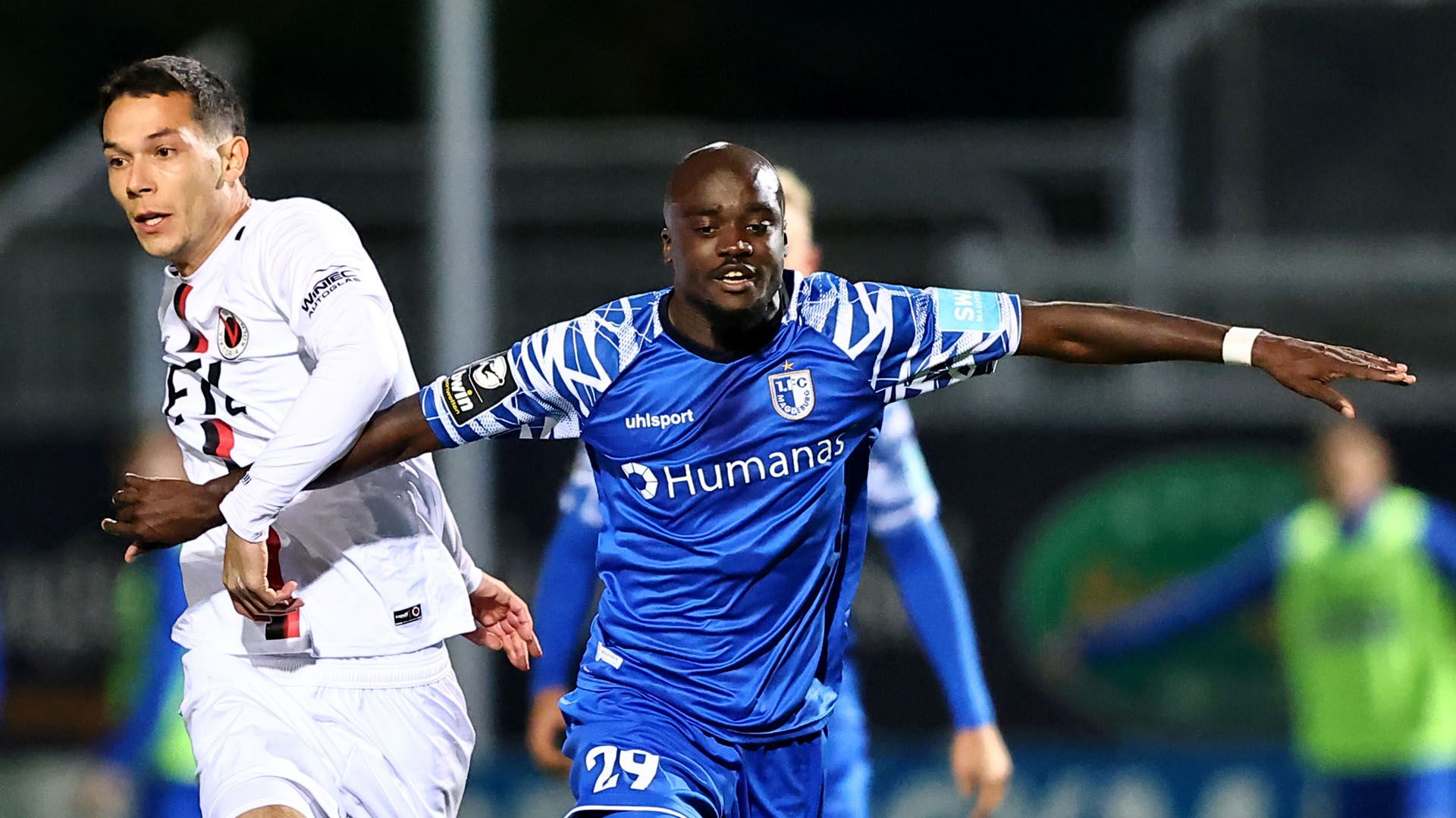 Der 1. FC Magdeburg empfängt in einem Spitzenspiel Eintracht Braunschweig.