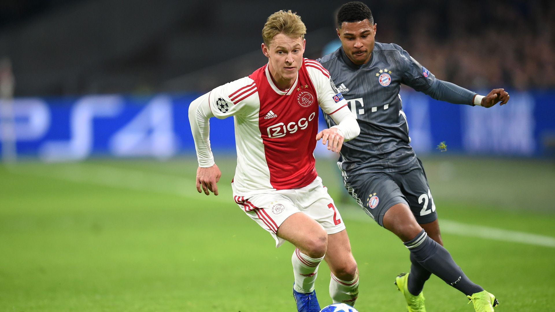 Frenkie de Jong Ajax Serge Gnabry FC Bayern Champions League 121218