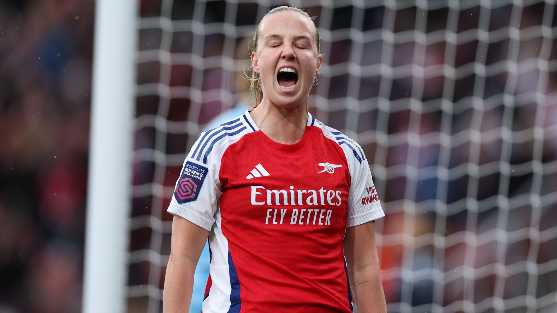 Beth Mead Arsenal Aston Villa