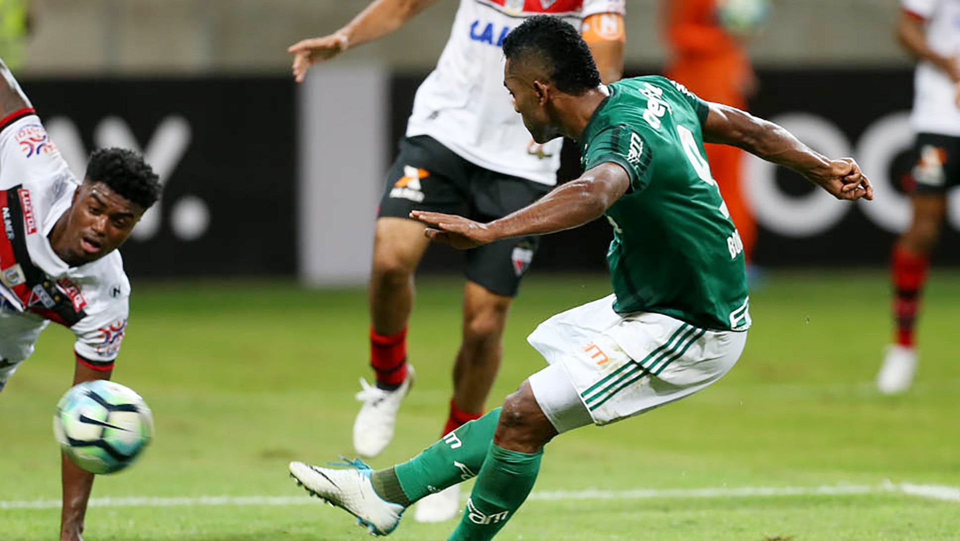 Miguel Borja Palmeiras Atletico-GO Brasileirao Serie A 21062017